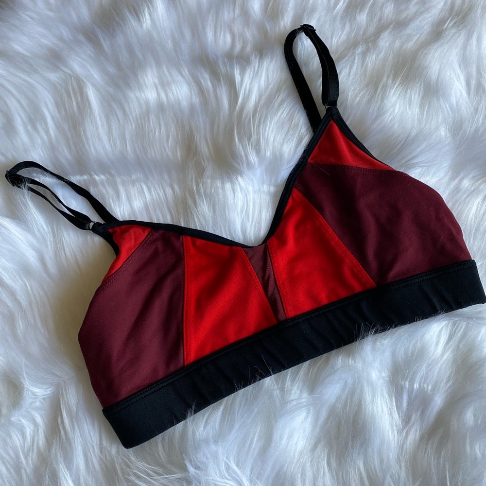 Alo Red Sports Bra